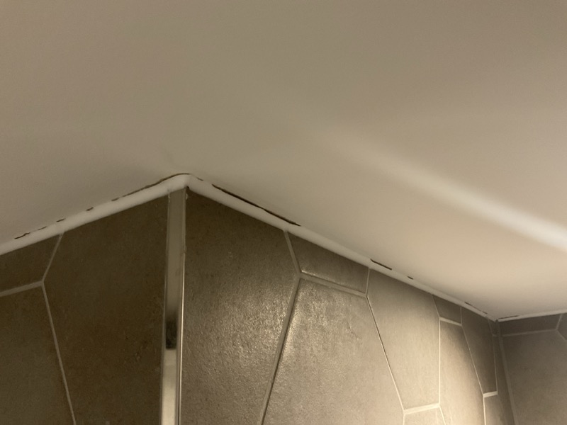Snagging survey photo from a new-build in London
